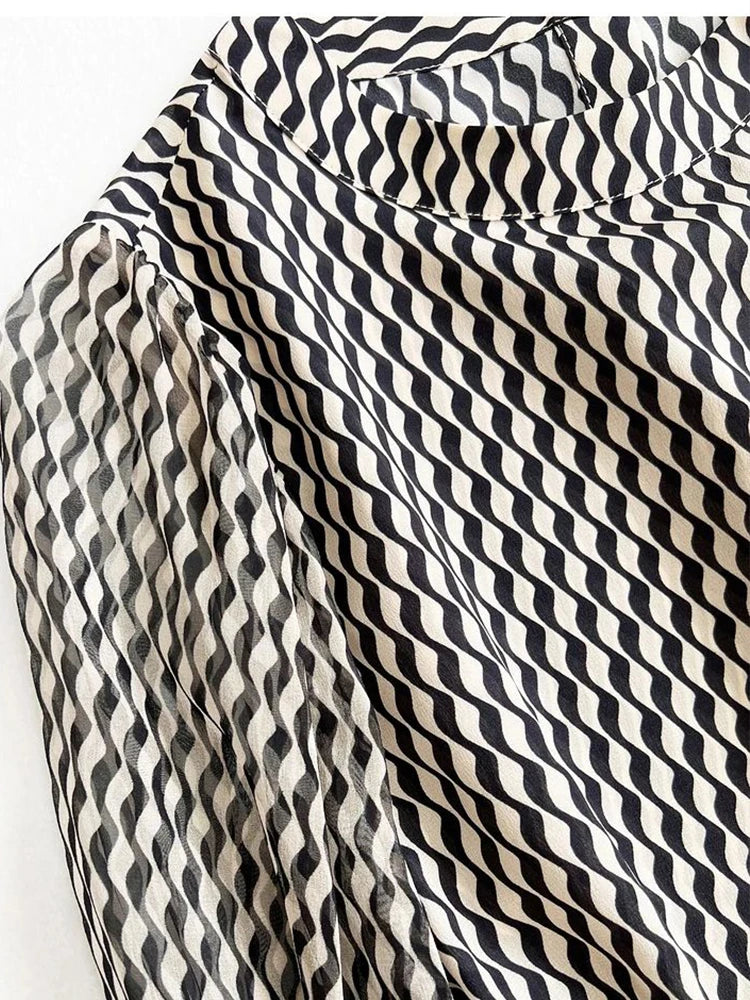 Chic Look Fashion Luxury Women's Tops with Graceful Design