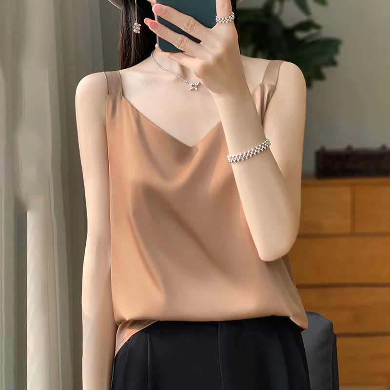 Spring Top New Mulberry Silk V-Neck Wide Shoulder Fashion