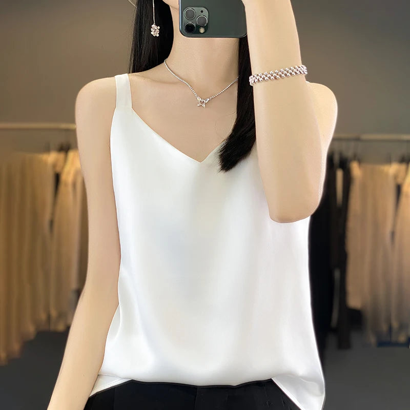 Spring Top New Mulberry Silk V-Neck Wide Shoulder Fashion
